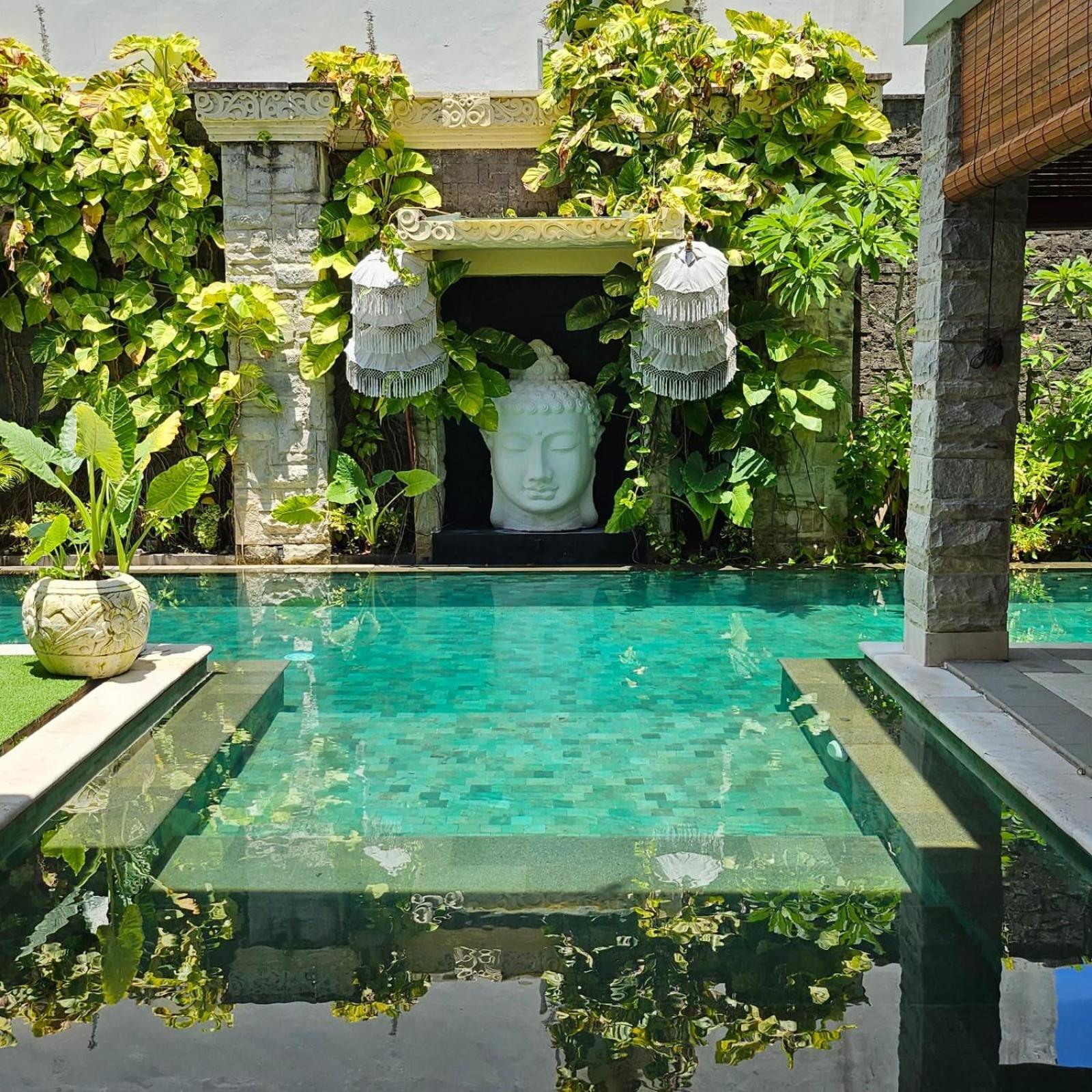 Puri Ratu Jimbaran Hotel Eksteriør billede